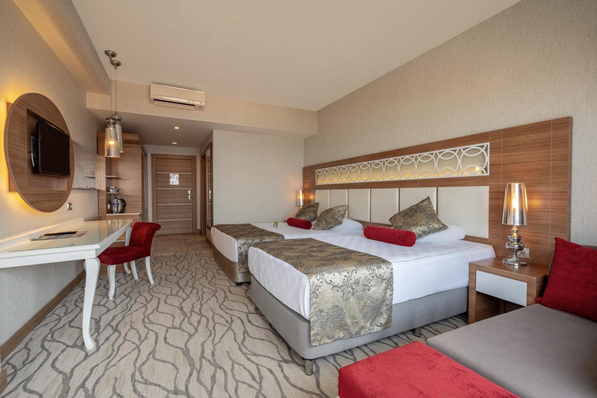 Justiniano Theodora Resort Okurcalar Rum bild