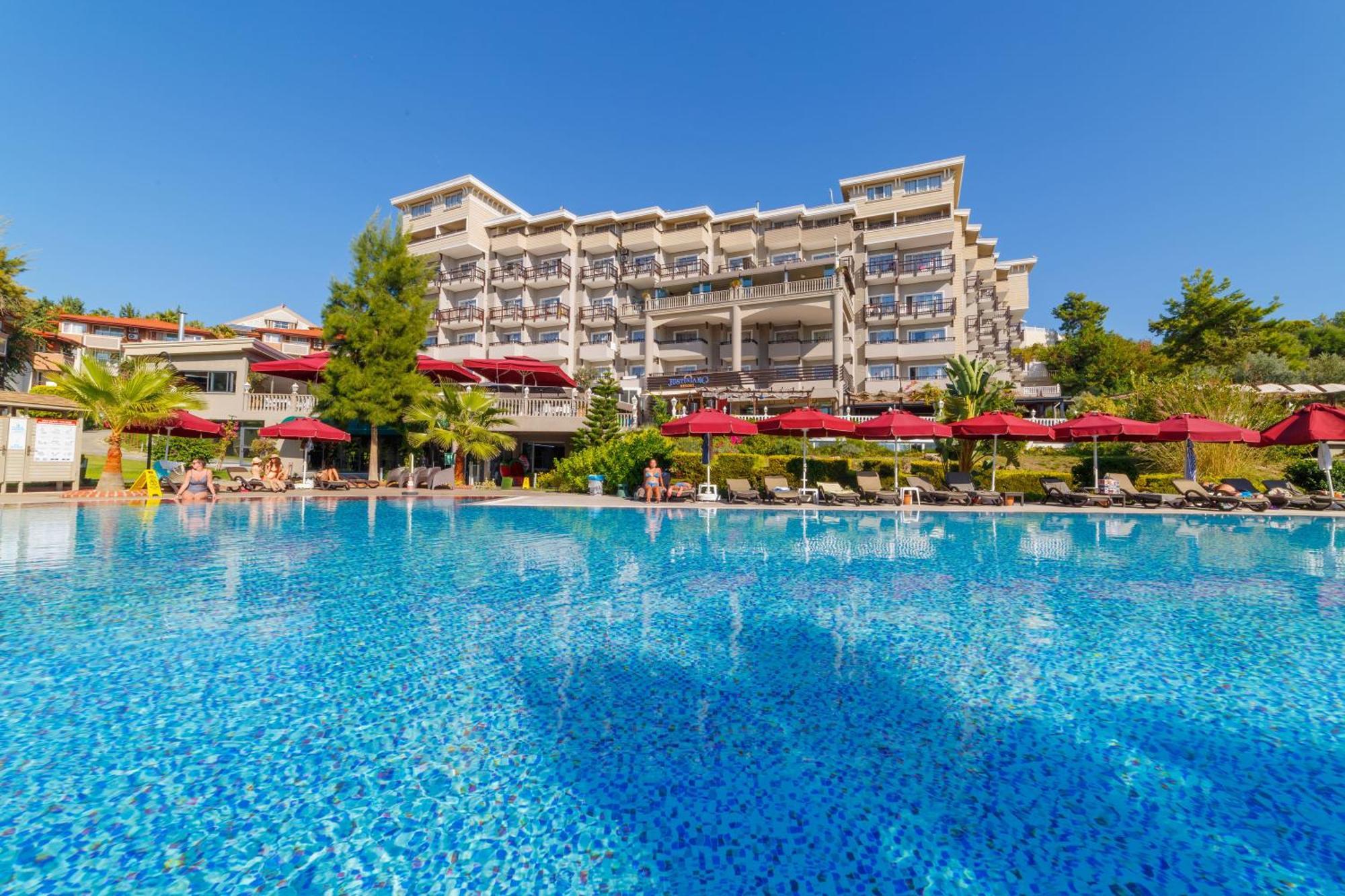 Justiniano Theodora Resort Okurcalar Exteriör bild